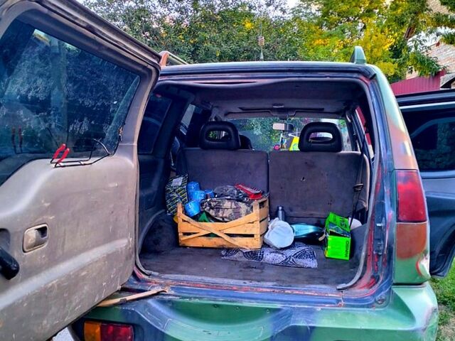 Форд Маверик, объемом двигателя 2.7 л и пробегом 300 тыс. км за 2300 $, фото 1 на Automoto.ua