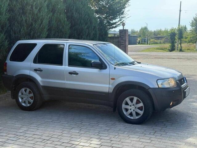 Сірий Форд Маверік, об'ємом двигуна 2 л та пробігом 221 тис. км за 6200 $, фото 1 на Automoto.ua