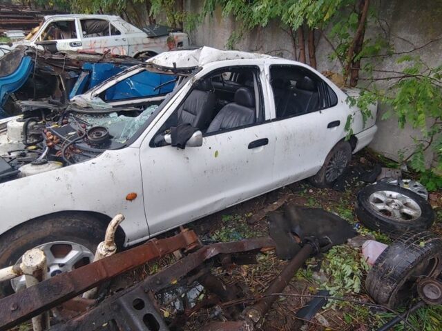 Форд Мондео 1994 в Козельце на Automoto.ua Белый Форд Мондео, объемом двигателя 0 л и пробегом 380 тыс. км за 400 $, фото 1 на Automoto.ua