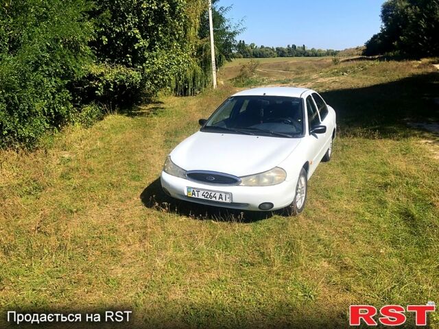 Білий Форд Мондео, об'ємом двигуна 2.5 л та пробігом 223 тис. км за 1800 $, фото 1 на Automoto.ua