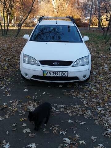 Белый Форд Мондео, объемом двигателя 1.8 л и пробегом 170 тыс. км за 3556 $, фото 1 на Automoto.ua