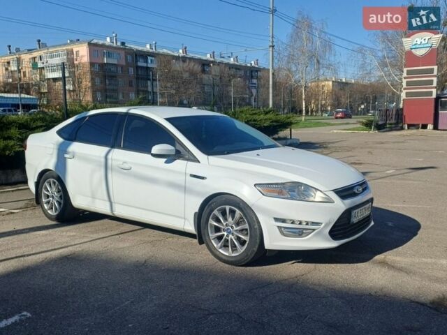 Белый Форд Мондео, объемом двигателя 1.6 л и пробегом 165 тыс. км за 5800 $, фото 1 на Automoto.ua