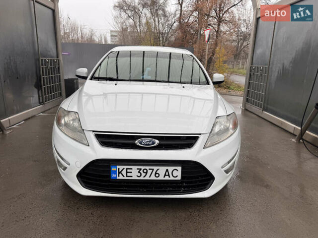 Белый Форд Мондео, объемом двигателя 1.6 л и пробегом 266 тыс. км за 7500 $, фото 1 на Automoto.ua