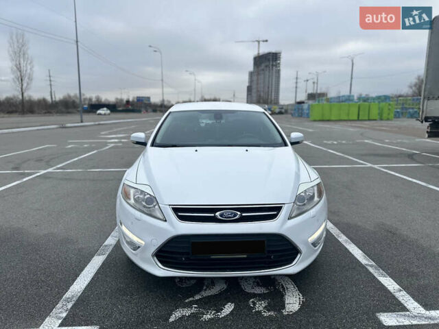 Белый Форд Мондео, объемом двигателя 2 л и пробегом 157 тыс. км за 9000 $, фото 1 на Automoto.ua
