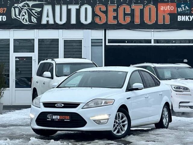 Белый Форд Мондео, объемом двигателя 1.6 л и пробегом 180 тыс. км за 8300 $, фото 1 на Automoto.ua