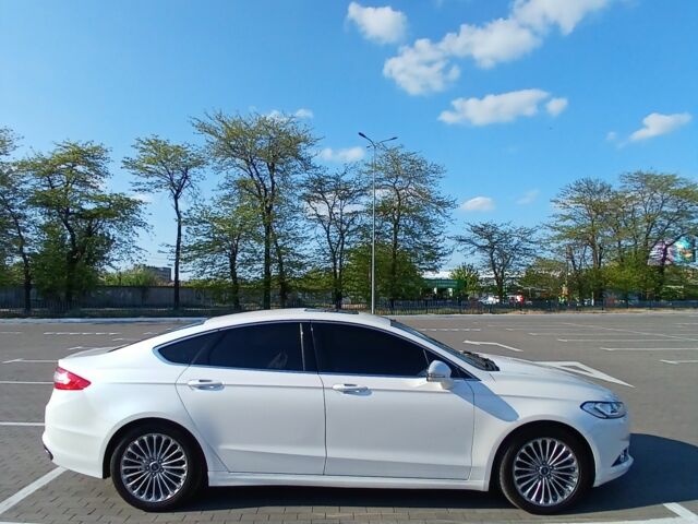 Білий Форд Мондео, об'ємом двигуна 2 л та пробігом 174 тис. км за 12000 $, фото 1 на Automoto.ua