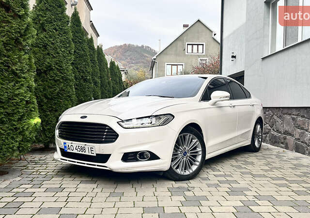 Білий Форд Мондео, об'ємом двигуна 2 л та пробігом 112 тис. км за 13500 $, фото 1 на Automoto.ua