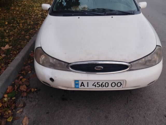 Форд Мондео 1997 в Гайсине на Automoto.ua Белый Форд Мондео, объемом двигателя 2.5 л и пробегом 200 тыс. км за 2100 $, фото 1 на Automoto.ua