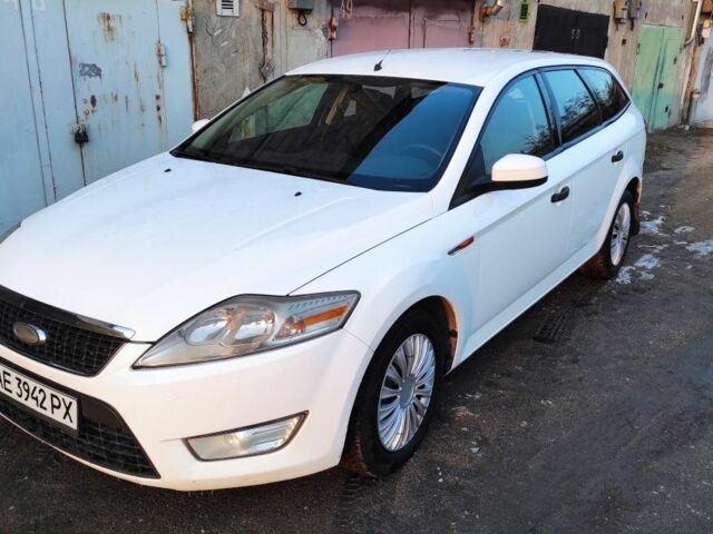 Форд Мондео 2008 в Днепре (Днепропетровске) на Automoto.ua Белый Форд Мондео, объемом двигателя 2 л и пробегом 386 тыс. км за 5700 $, фото 1 на Automoto.ua