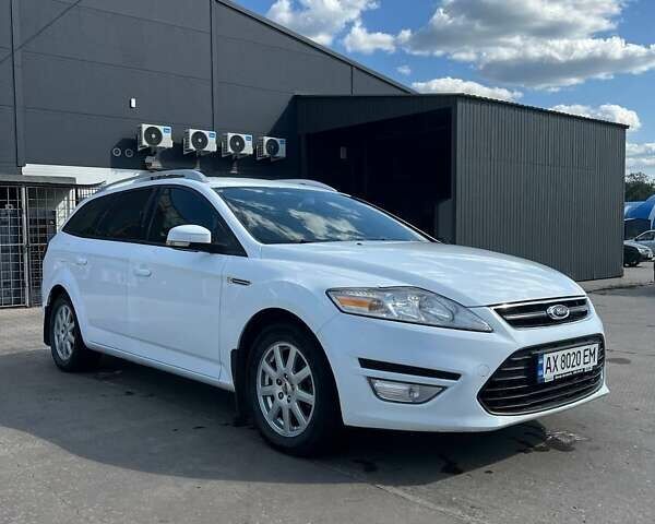 Белый Форд Мондео, объемом двигателя 1.6 л и пробегом 225 тыс. км за 7500 $, фото 1 на Automoto.ua