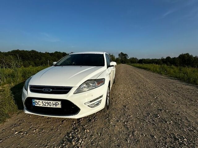 Белый Форд Мондео, объемом двигателя 2 л и пробегом 300 тыс. км за 8100 $, фото 1 на Automoto.ua