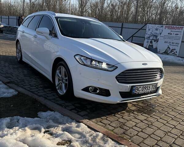 Белый Форд Мондео, объемом двигателя 2 л и пробегом 297 тыс. км за 10900 $, фото 1 на Automoto.ua