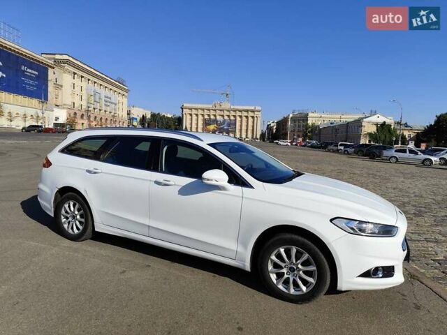 Белый Форд Мондео, объемом двигателя 1.5 л и пробегом 151 тыс. км за 12499 $, фото 1 на Automoto.ua