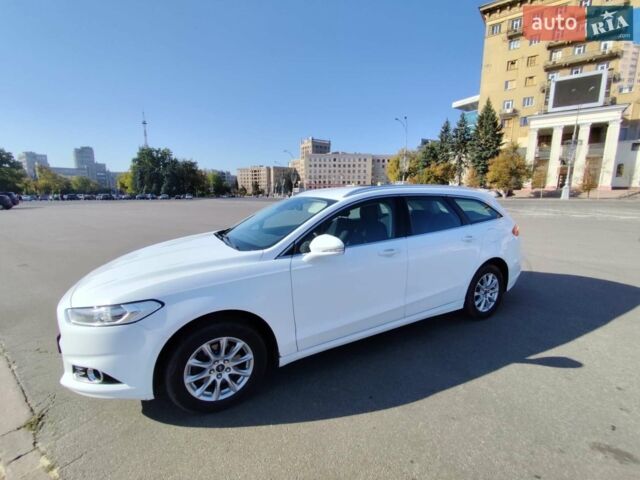 Белый Форд Мондео, объемом двигателя 1.5 л и пробегом 155 тыс. км за 9500 $, фото 1 на Automoto.ua