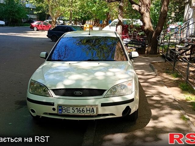 Белый Форд Мондео, объемом двигателя 2 л и пробегом 0 тыс. км за 2700 $, фото 1 на Automoto.ua