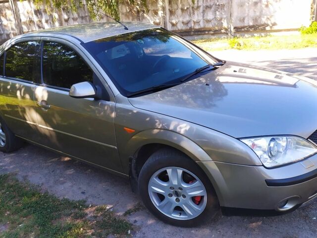 Бежевый Форд Мондео, объемом двигателя 2 л и пробегом 231 тыс. км за 4600 $, фото 1 на Automoto.ua