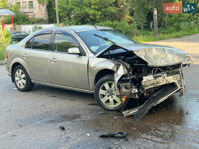 Бежевый Форд Мондео, объемом двигателя 2 л и пробегом 321 тыс. км за 1500 $, фото 1 на Automoto.ua