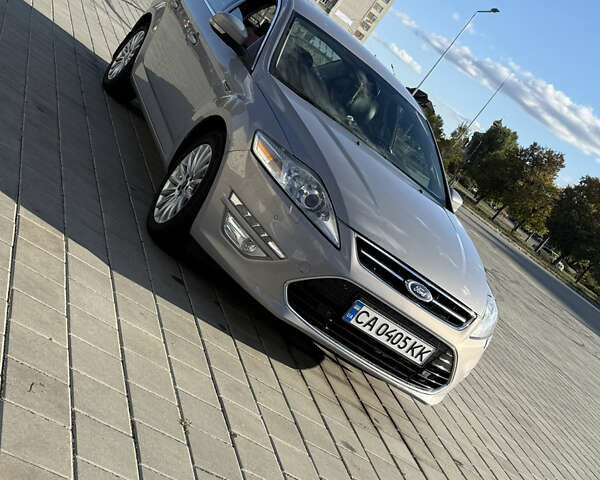 Бежевый Форд Мондео, объемом двигателя 2 л и пробегом 118 тыс. км за 8100 $, фото 1 на Automoto.ua