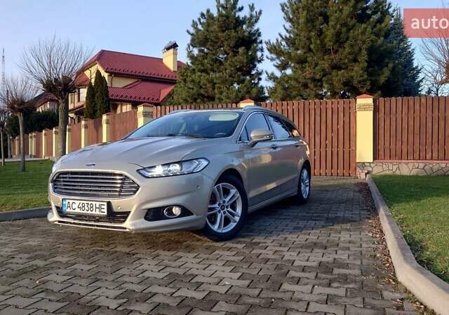 Бежевый Форд Мондео, объемом двигателя 2 л и пробегом 246 тыс. км за 10899 $, фото 1 на Automoto.ua