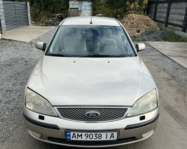 Бежевый Форд Мондео, объемом двигателя 1.8 л и пробегом 244 тыс. км за 3800 $, фото 1 на Automoto.ua
