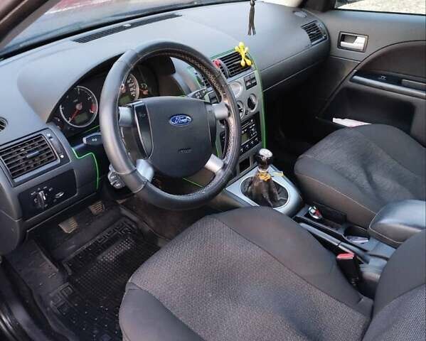 Черный Форд Мондео, объемом двигателя 2 л и пробегом 397 тыс. км за 3300 $, фото 1 на Automoto.ua