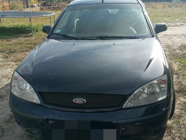 Черный Форд Мондео, объемом двигателя 2 л и пробегом 300 тыс. км за 750 $, фото 1 на Automoto.ua