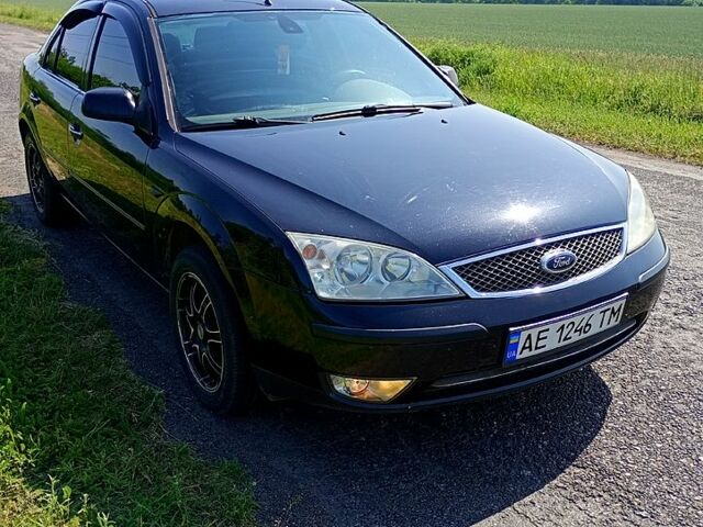 Черный Форд Мондео, объемом двигателя 2 л и пробегом 320 тыс. км за 4400 $, фото 1 на Automoto.ua