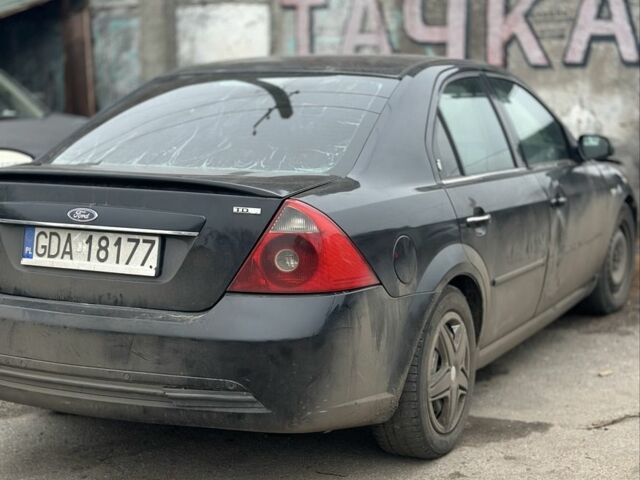 Черный Форд Мондео, объемом двигателя 2 л и пробегом 200 тыс. км за 1066 $, фото 1 на Automoto.ua