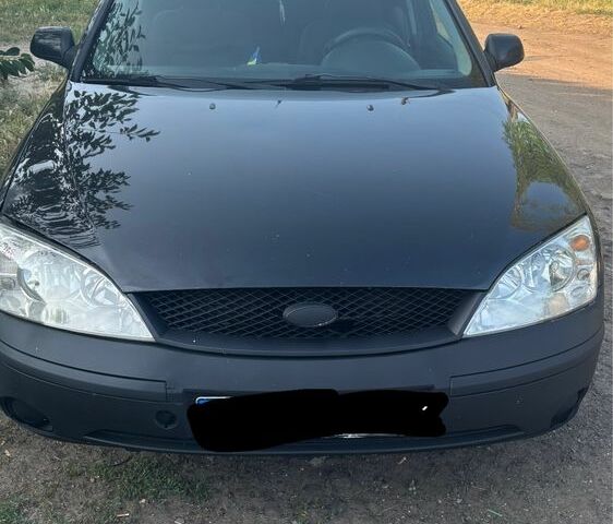 Чорний Форд Мондео, об'ємом двигуна 2 л та пробігом 3 тис. км за 1692 $, фото 1 на Automoto.ua