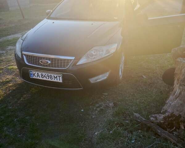 Чорний Форд Мондео, об'ємом двигуна 2.52 л та пробігом 260 тис. км за 6800 $, фото 1 на Automoto.ua