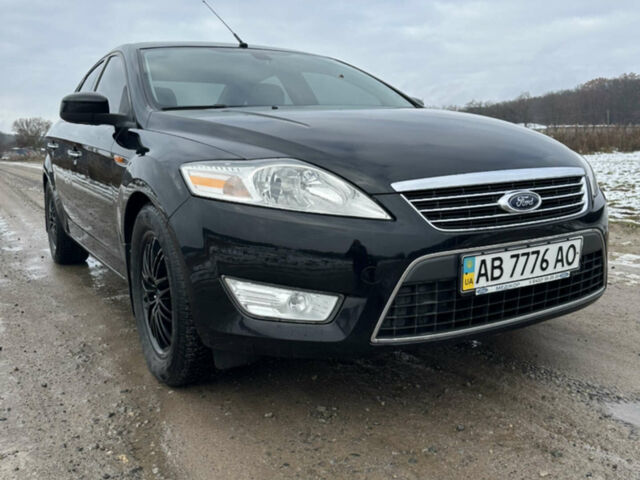 Чорний Форд Мондео, об'ємом двигуна 2 л та пробігом 88 тис. км за 7300 $, фото 1 на Automoto.ua
