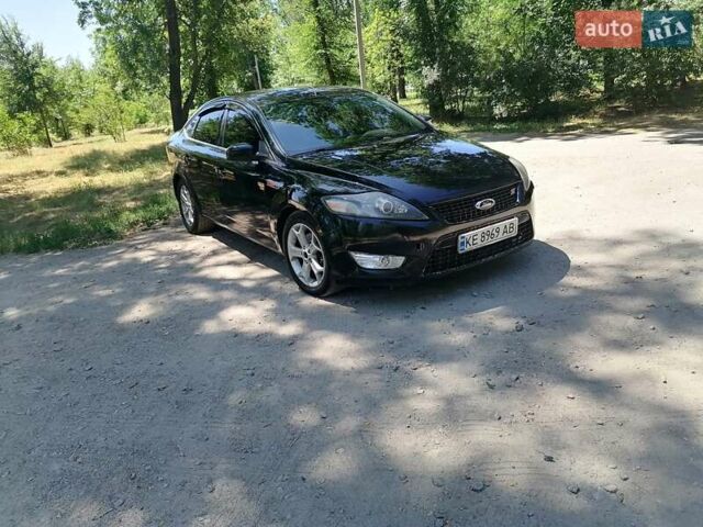 Чорний Форд Мондео, об'ємом двигуна 2.5 л та пробігом 300 тис. км за 4800 $, фото 1 на Automoto.ua