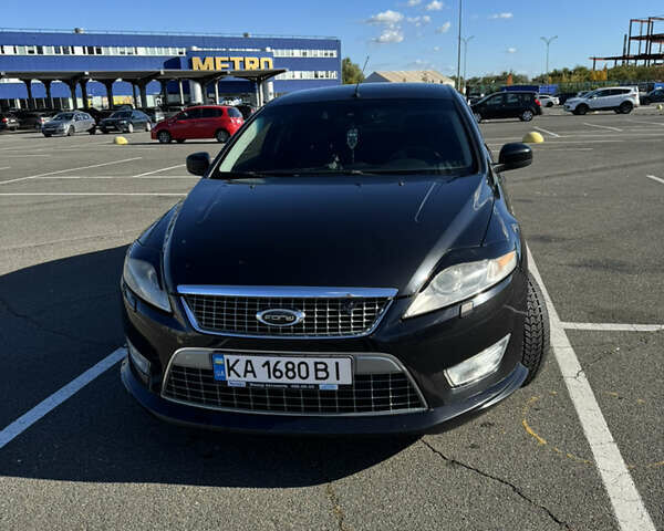 Черный Форд Мондео, объемом двигателя 2.5 л и пробегом 207 тыс. км за 6500 $, фото 1 на Automoto.ua
