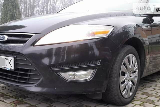 Чорний Форд Мондео, об'ємом двигуна 1.6 л та пробігом 248 тис. км за 6900 $, фото 1 на Automoto.ua