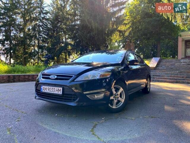 Черный Форд Мондео, объемом двигателя 1.6 л и пробегом 267 тыс. км за 7000 $, фото 1 на Automoto.ua