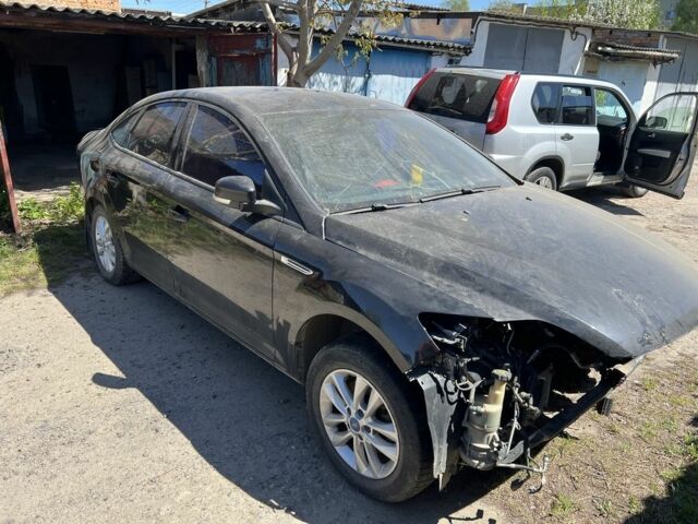Чорний Форд Мондео, об'ємом двигуна 1.6 л та пробігом 215 тис. км за 1706 $, фото 1 на Automoto.ua