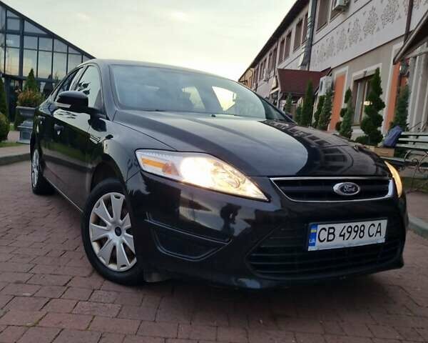 Черный Форд Мондео, объемом двигателя 1.6 л и пробегом 178 тыс. км за 6700 $, фото 1 на Automoto.ua