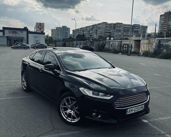 Черный Форд Мондео, объемом двигателя 2 л и пробегом 131 тыс. км за 12700 $, фото 1 на Automoto.ua