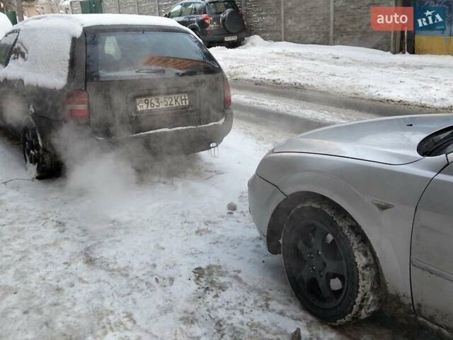 Черный Форд Мондео, объемом двигателя 1 л и пробегом 355 тыс. км за 921 $, фото 1 на Automoto.ua