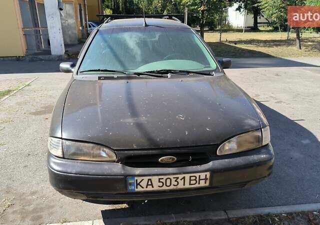 Чорний Форд Мондео, об'ємом двигуна 1.8 л та пробігом 422 тис. км за 1267 $, фото 1 на Automoto.ua