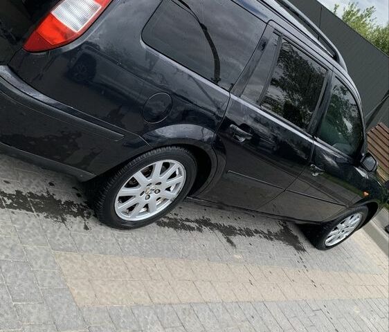 Чорний Форд Мондео, об'ємом двигуна 1.8 л та пробігом 245 тис. км за 1600 $, фото 1 на Automoto.ua