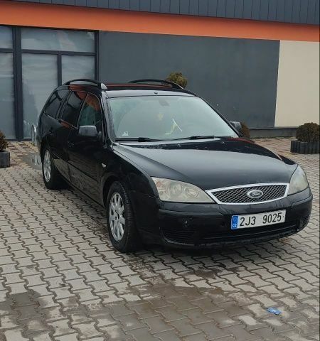 Черный Форд Мондео, объемом двигателя 2 л и пробегом 290 тыс. км за 1750 $, фото 1 на Automoto.ua