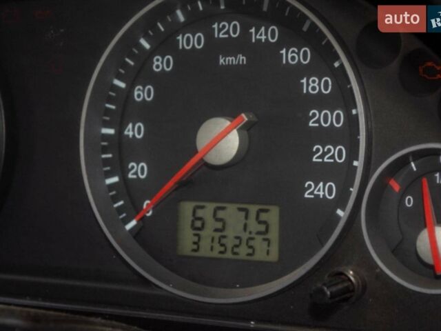 Черный Форд Мондео, объемом двигателя 2 л и пробегом 320 тыс. км за 4100 $, фото 1 на Automoto.ua