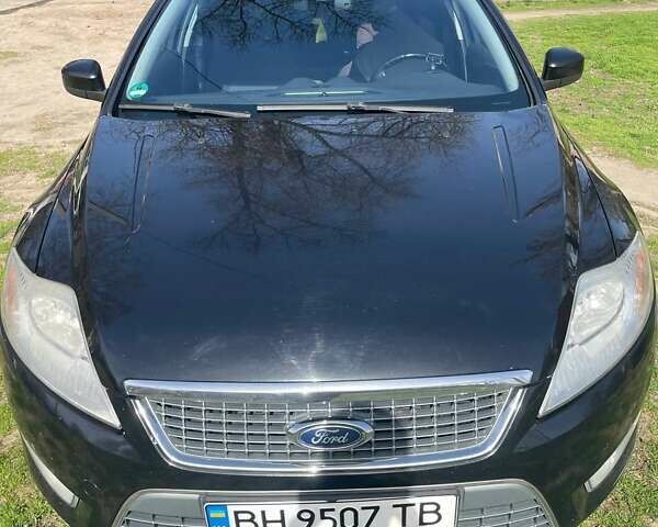 Чорний Форд Мондео, об'ємом двигуна 2.18 л та пробігом 398 тис. км за 8000 $, фото 1 на Automoto.ua