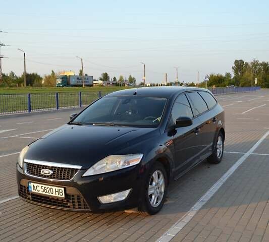 Чорний Форд Мондео, об'ємом двигуна 2 л та пробігом 315 тис. км за 5800 $, фото 1 на Automoto.ua