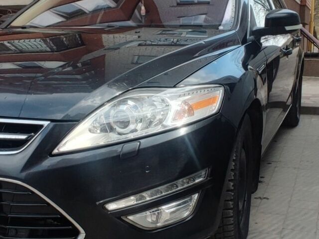 Черный Форд Мондео, объемом двигателя 2 л и пробегом 310 тыс. км за 7333 $, фото 1 на Automoto.ua