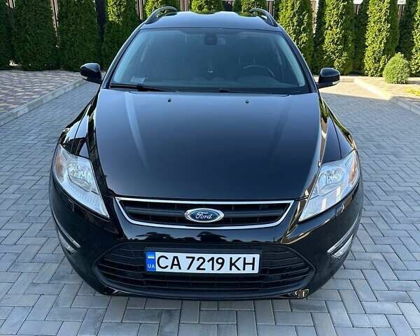 Черный Форд Мондео, объемом двигателя 2 л и пробегом 300 тыс. км за 8200 $, фото 1 на Automoto.ua