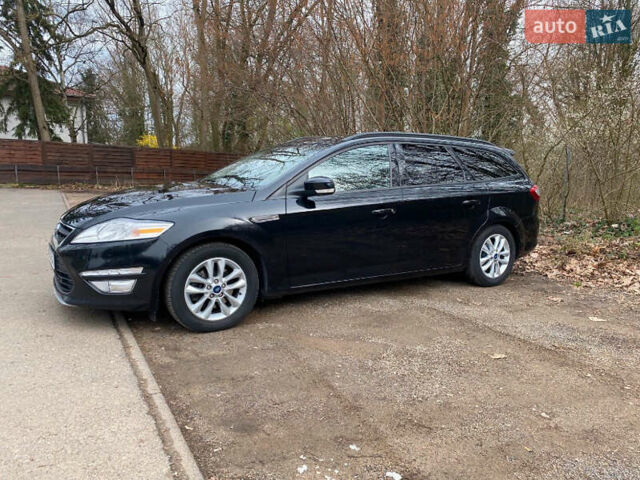 Черный Форд Мондео, объемом двигателя 1.6 л и пробегом 220 тыс. км за 9500 $, фото 1 на Automoto.ua