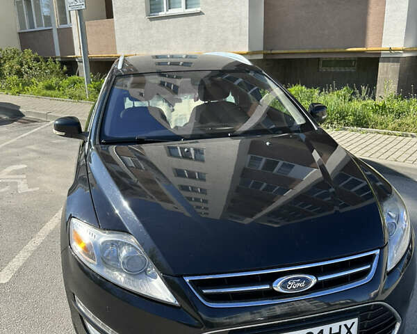 Черный Форд Мондео, объемом двигателя 1.56 л и пробегом 330 тыс. км за 7999 $, фото 1 на Automoto.ua