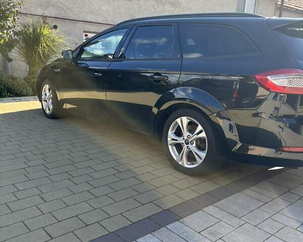 Чорний Форд Мондео, об'ємом двигуна 1.6 л та пробігом 239 тис. км за 7300 $, фото 1 на Automoto.ua